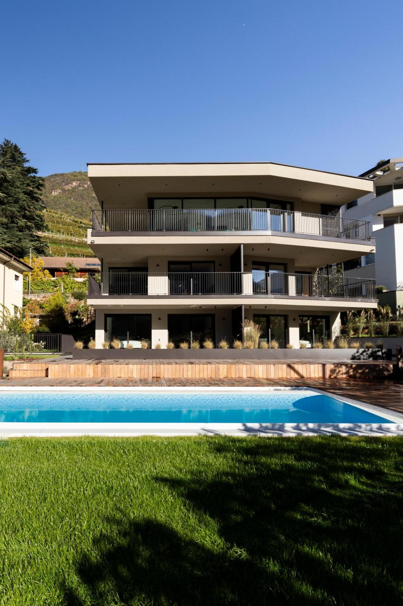 Erbacher Living Nature Apartments Suites Bolzano Exterior photo